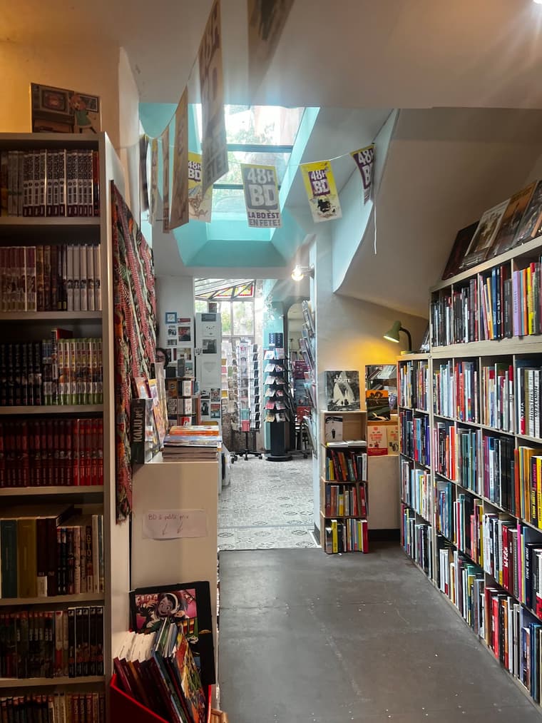 Librairie café Le Chameau sauvage — 3