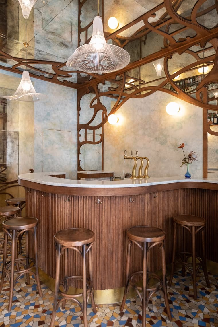 Bar Nouveau — 1