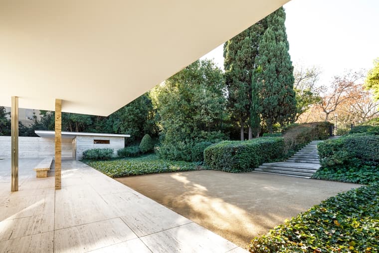 Mies van der Rohe Pavilion — 9