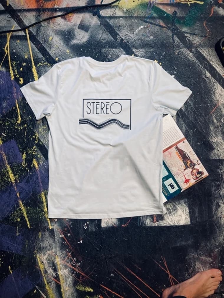 STÉRÉO — 9