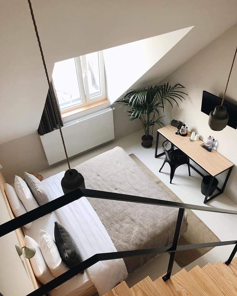 LATROUPE Jardin Secret Hotel Brussels — 3