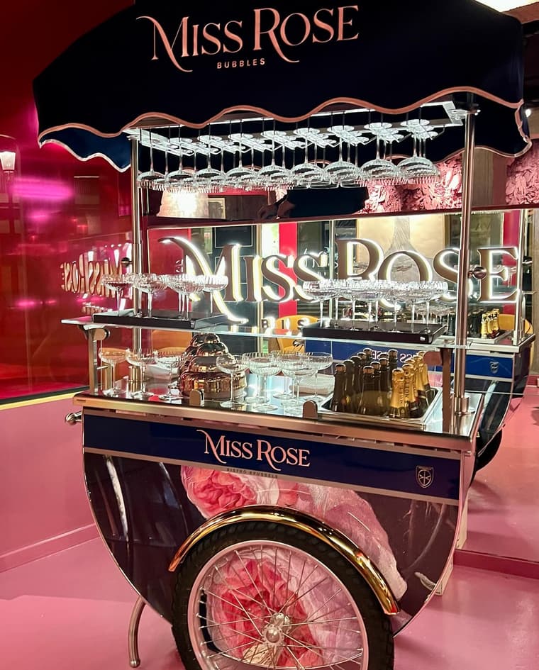 Miss Rose — 9