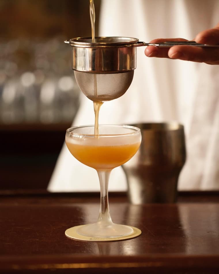 Harry's New York Bar — 6