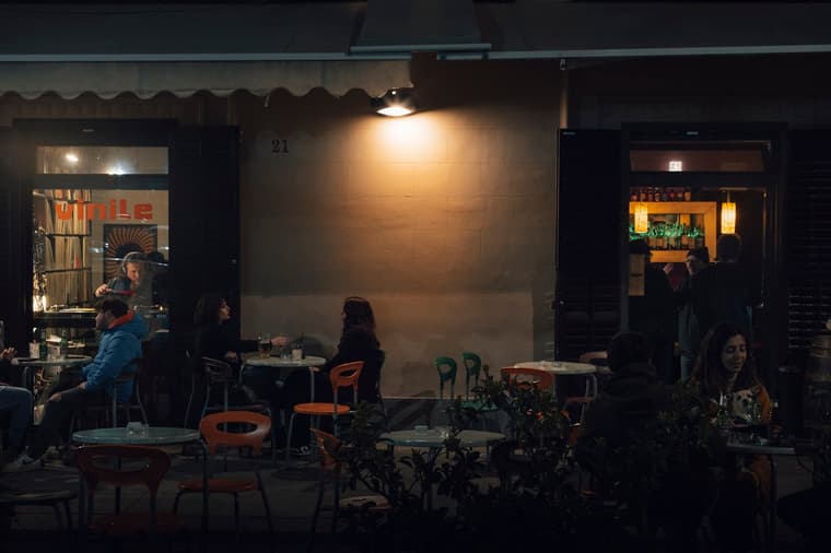Vinile Bar — 4