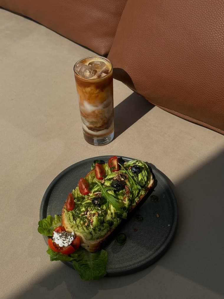 To eat  — 2