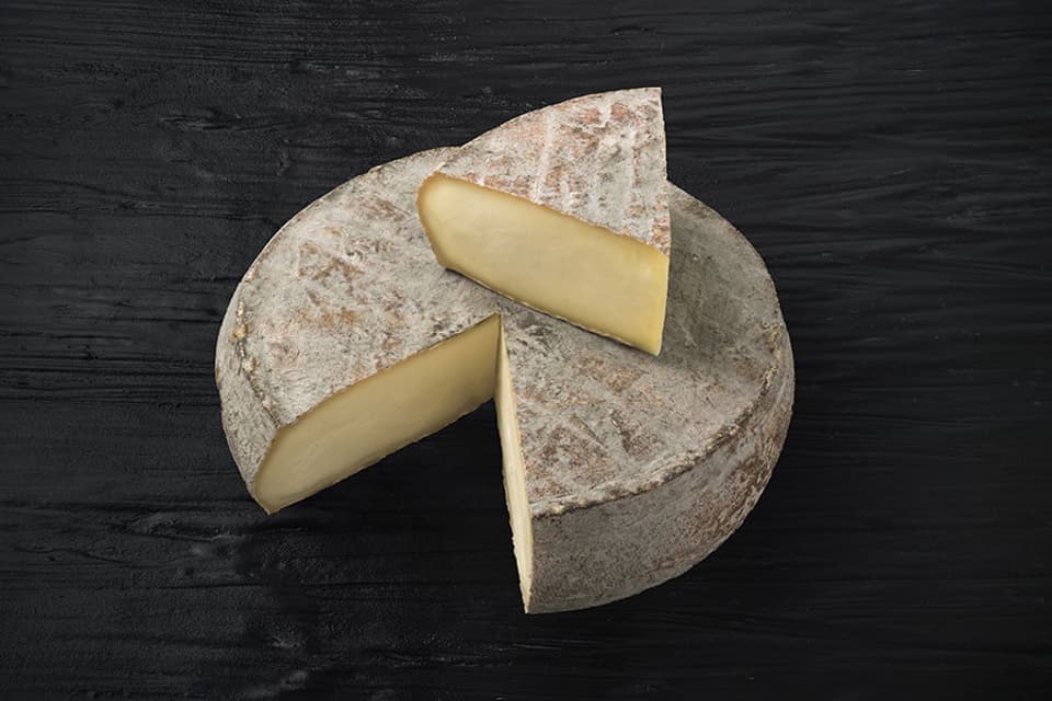 Cheese of the month: Saint-Nectaire fermier