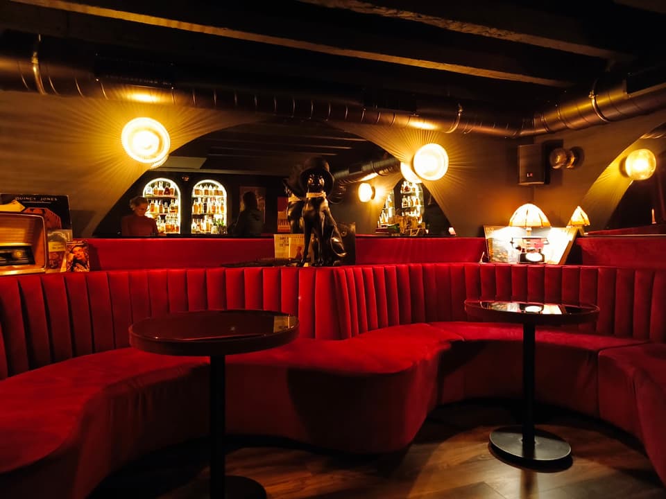 Isabel Speakeasy